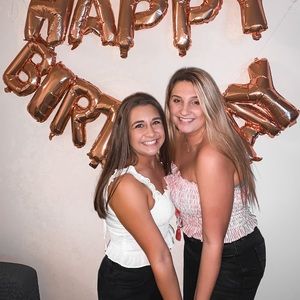 Meet your Posher, Jasmine